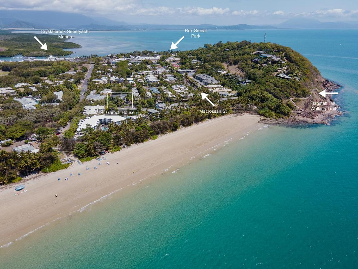 Garrick House Aparthotel Port Douglas Exterior photo