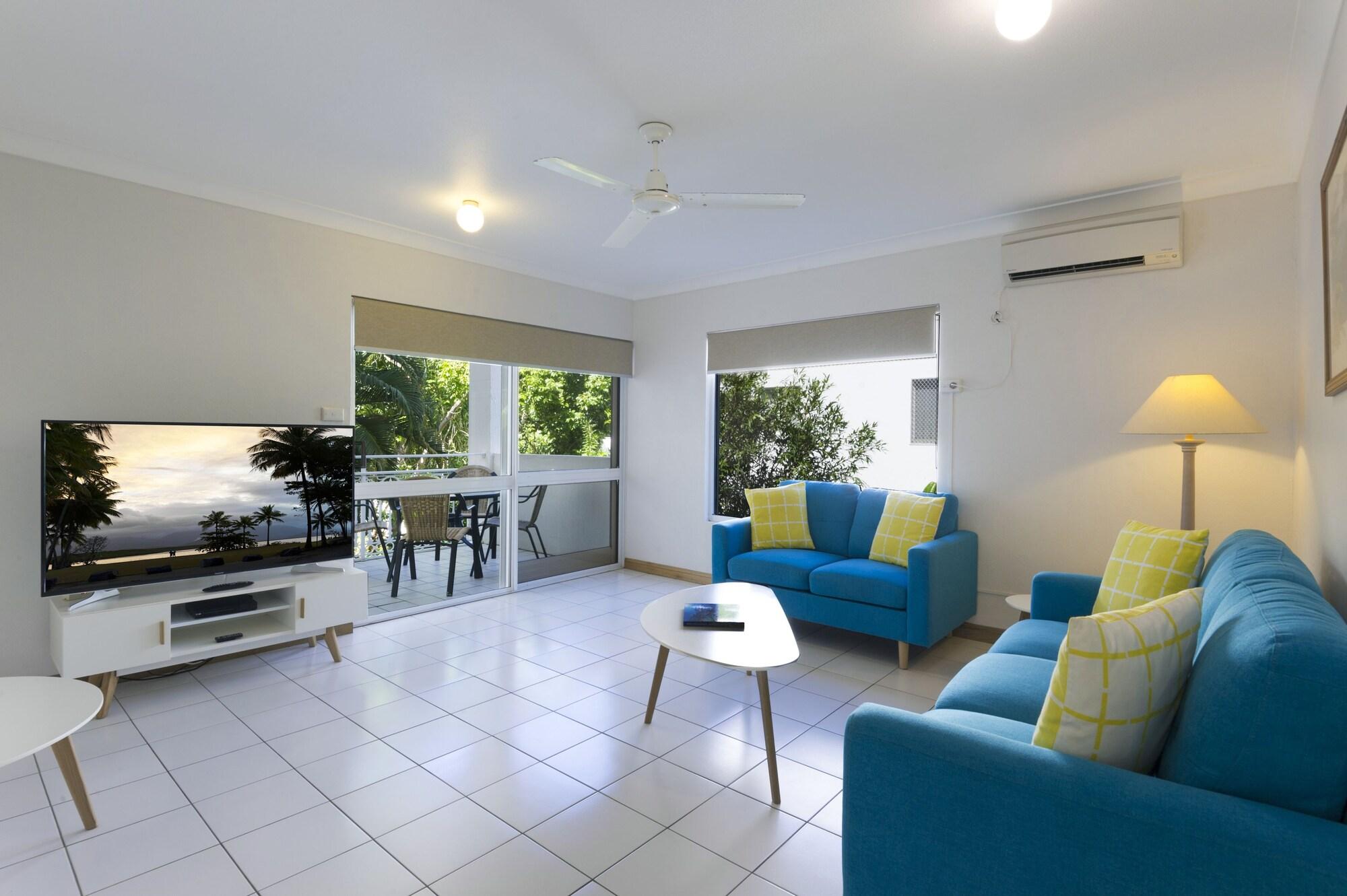 Garrick House Aparthotel Port Douglas Exterior photo