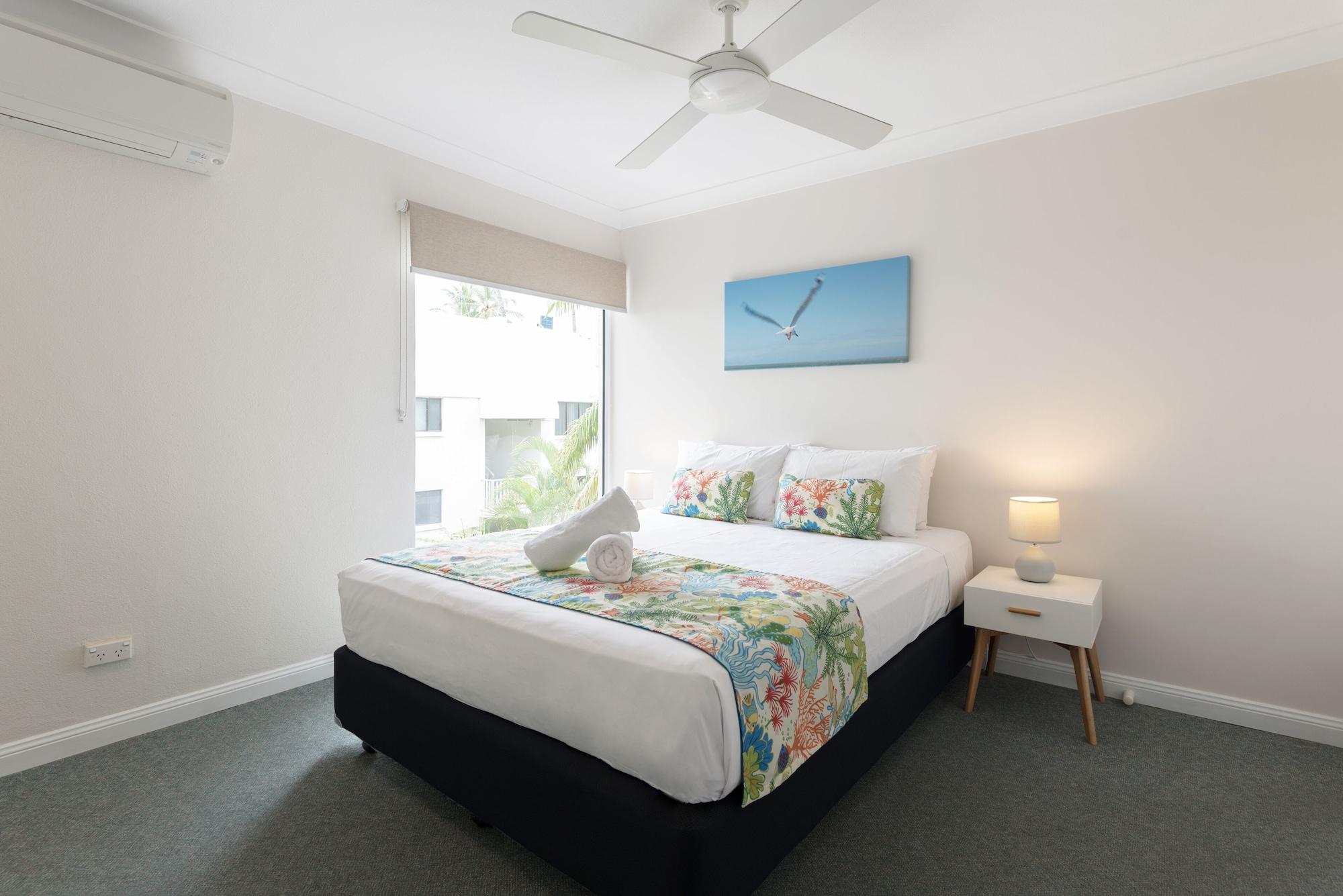Garrick House Aparthotel Port Douglas Exterior photo